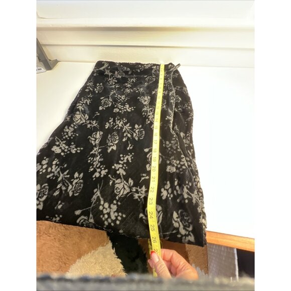 Urban Outfitters‎ Black Velvet Burnout Floral Midi  Sheath Dress goth lined - Picture 12 of 12